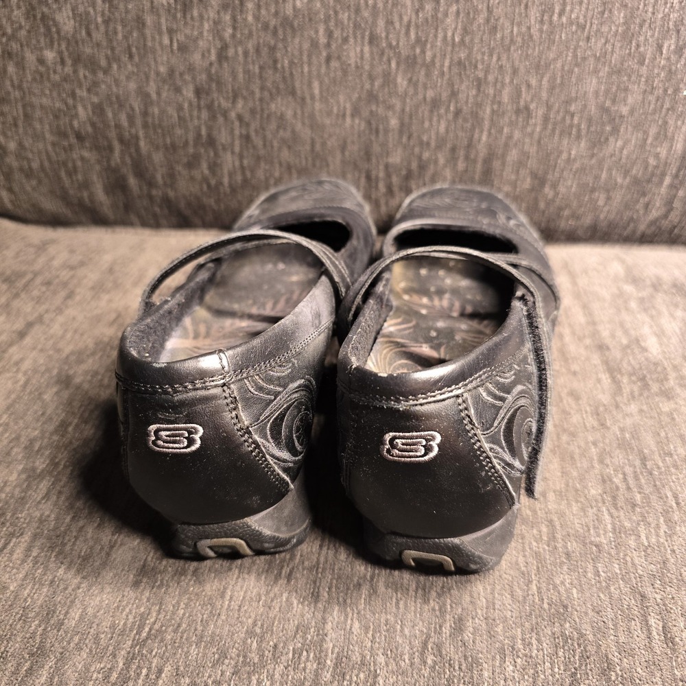 Skechers Bikers Black Leather Embossed Feather Mary Jane Flats Shoes Womens 7.5 - Picture 5 of 7